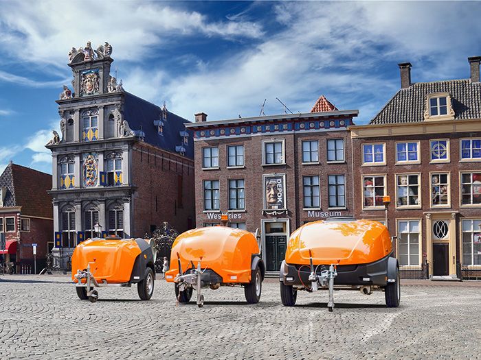 Rent your high-pressure sewer trailer at AQ-Rent! 💧